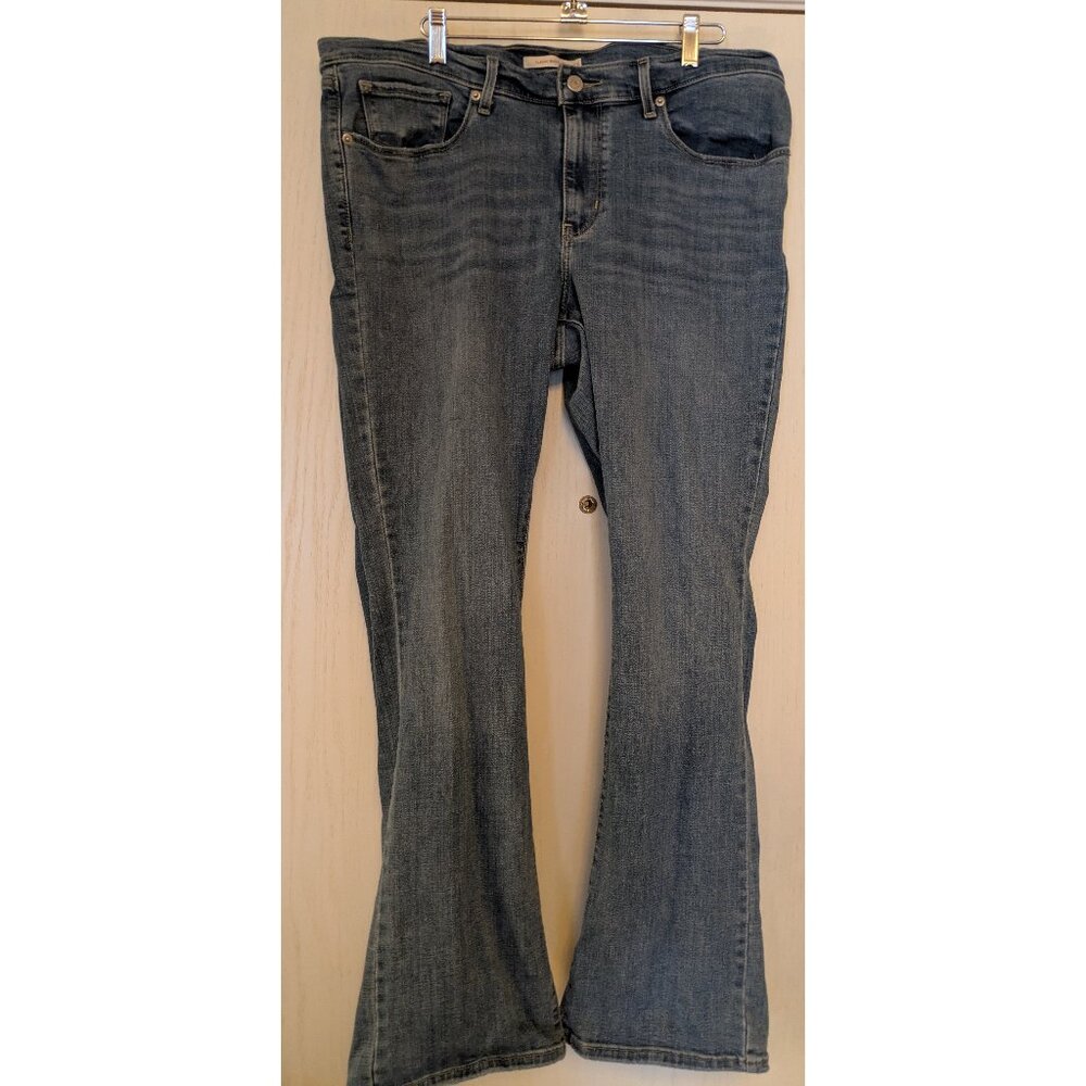 Levi's Classic Bootcut Jeans 16
